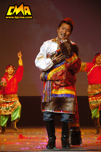 藏族歌舞《欢乐的海洋》